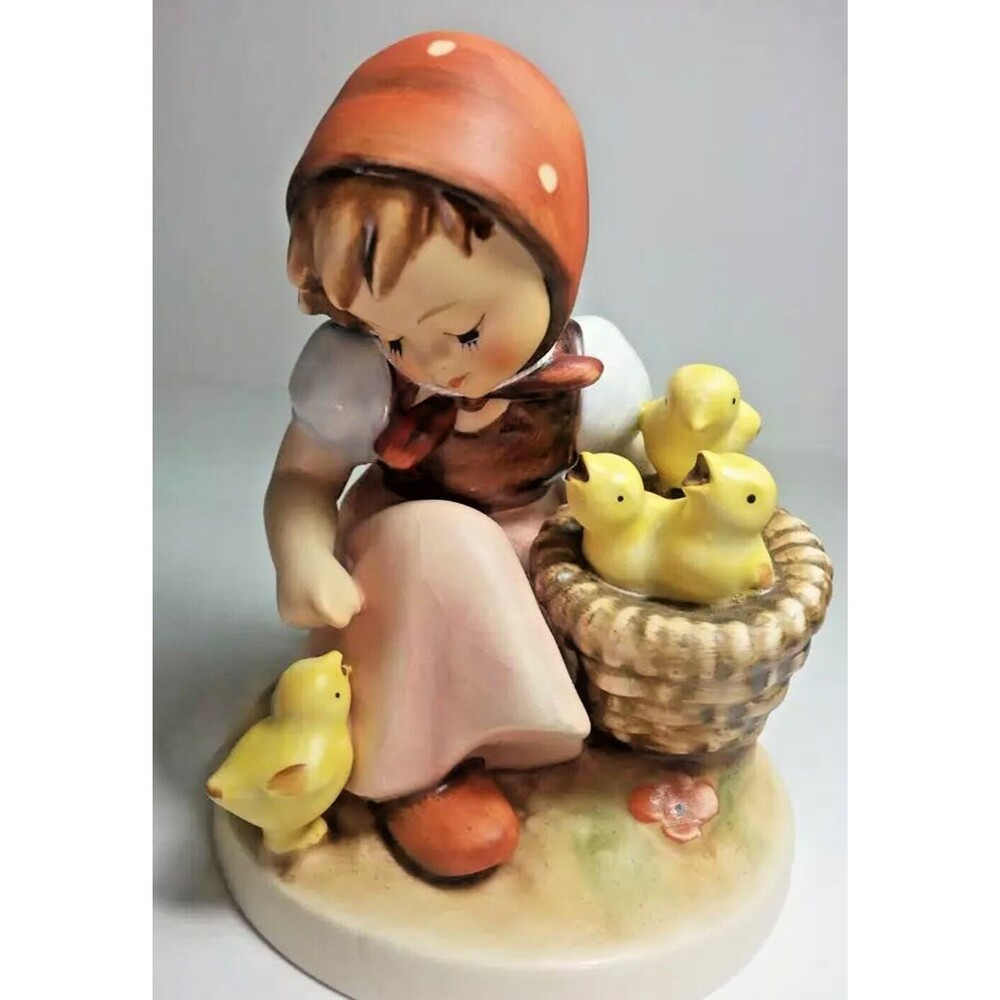 HUMMEL Goebel "Chick Girl" #57  4.5" Figurine West Germany VINTAGE